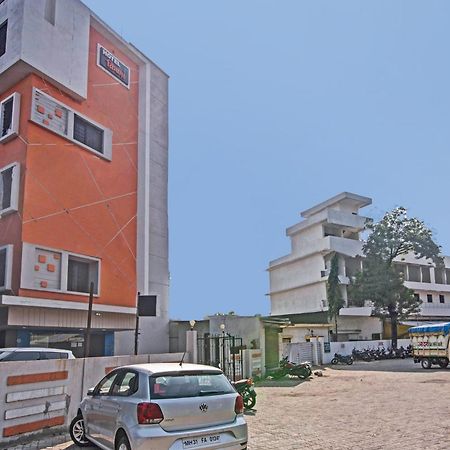 Townhouse 700 Hotel Krishna. Nagpur Extérieur photo
