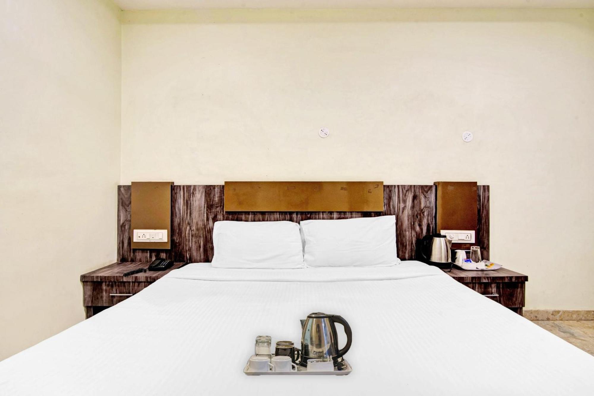 Townhouse 700 Hotel Krishna. Nagpur Extérieur photo
