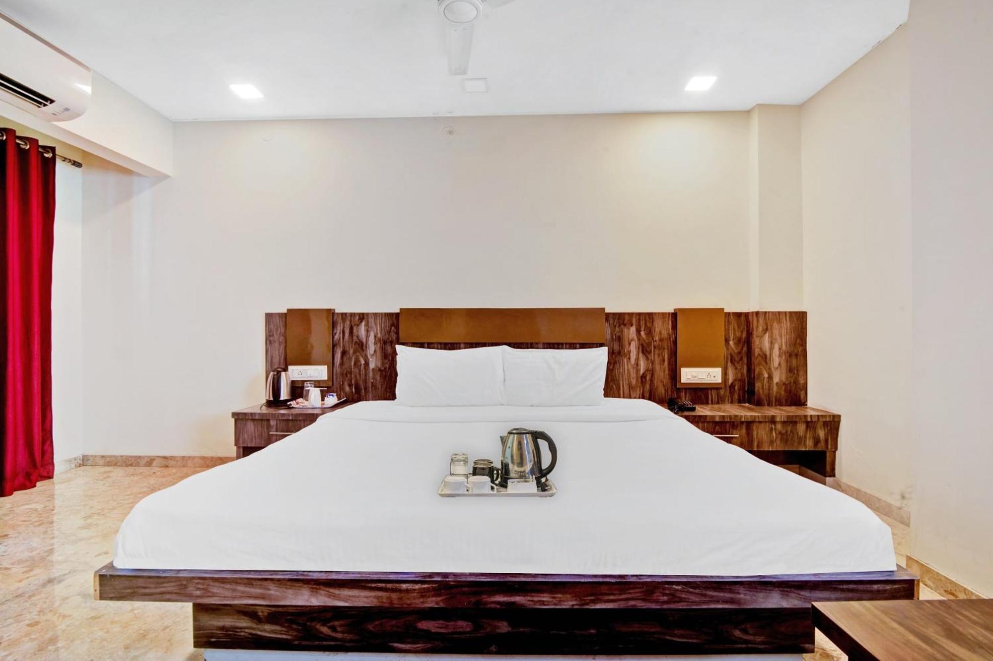 Townhouse 700 Hotel Krishna. Nagpur Extérieur photo