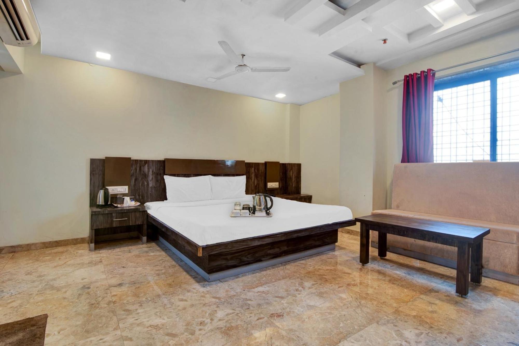 Townhouse 700 Hotel Krishna. Nagpur Extérieur photo